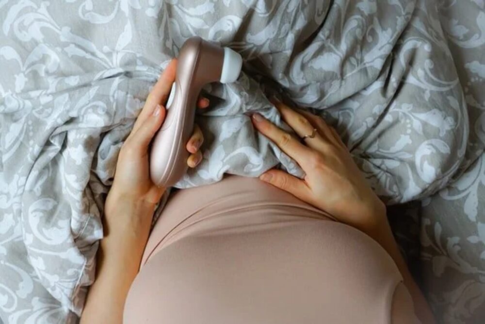SOLO SEXUAL EXPLORATION: WHERE TO START WITHOUT OVERWHELM
